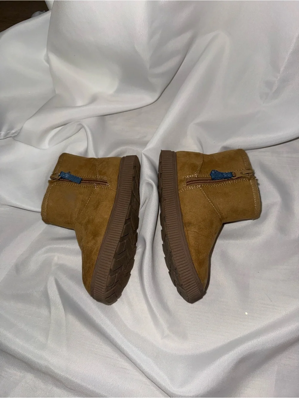 Camel brown fur lined toddler boots